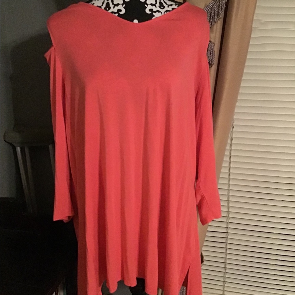 2x Coral Tunic $10